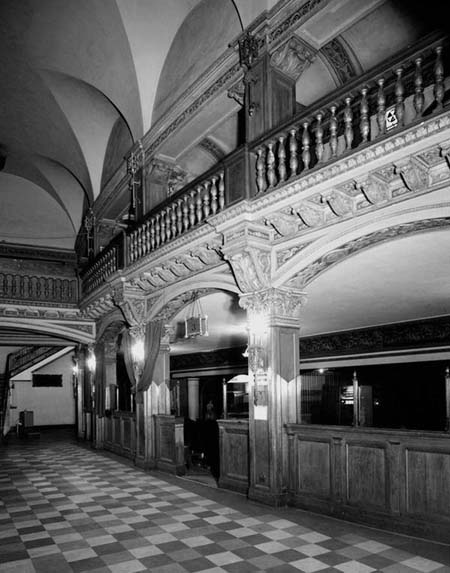 Riviera Theatre - Rivera Foyer From John Lauter (newer photo)